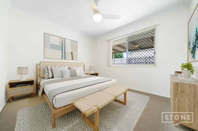 Lease Family Home with Four Bedrooms and Entertaining Areas in Heritage Park QLD