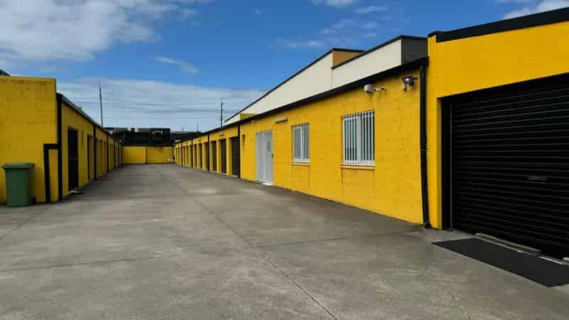 34 Redcliffe Gardens Drive, Clontarf QLD 4019 - Commercial For Lease