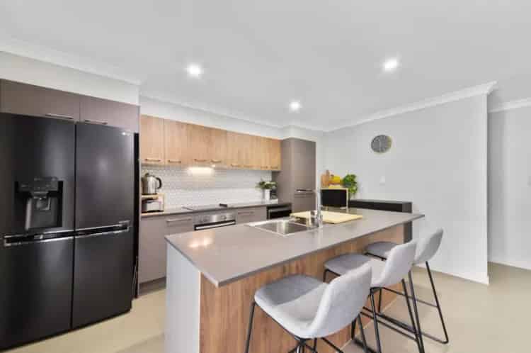 Immaculate and Beautifully Presented Four Bedroom Townhouse - Rent will increase to $700 per week from 02/06/2025