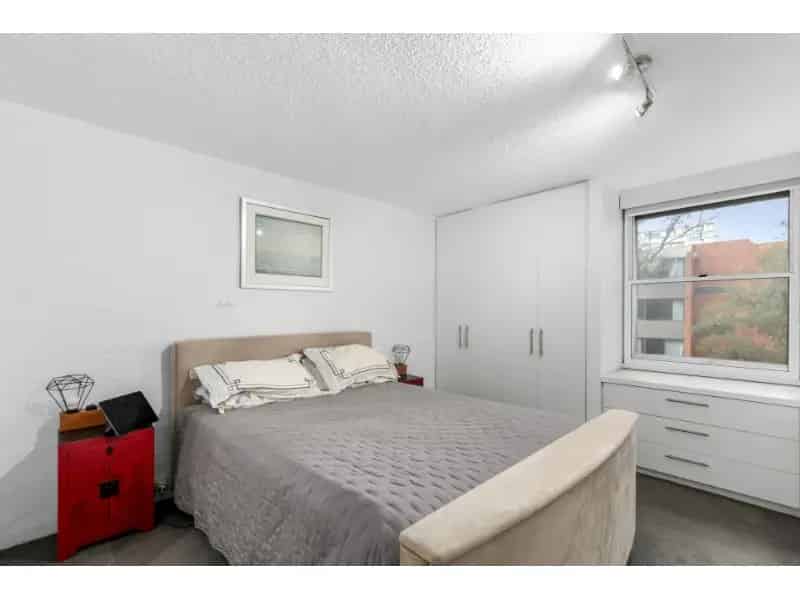 Walk To Everything – Lifestyle-Ready Apartment