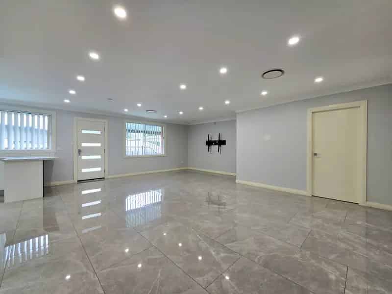 Stylish & Modern Family Retreat with Pool & Solar - Prime Campbelltown Location!
