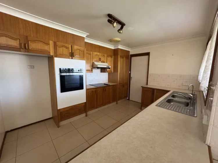 4 Bed Family Home For Lease - Minto NSW