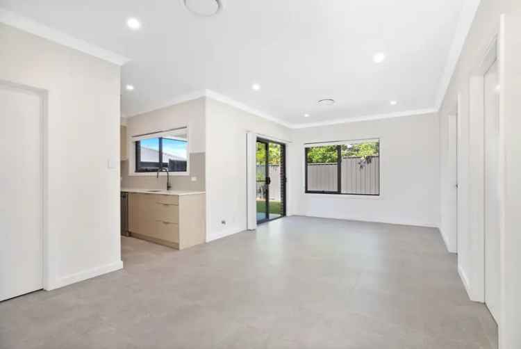 Buy Freestanding Homes in Goulburn with Modern Features and Spacious Rooms