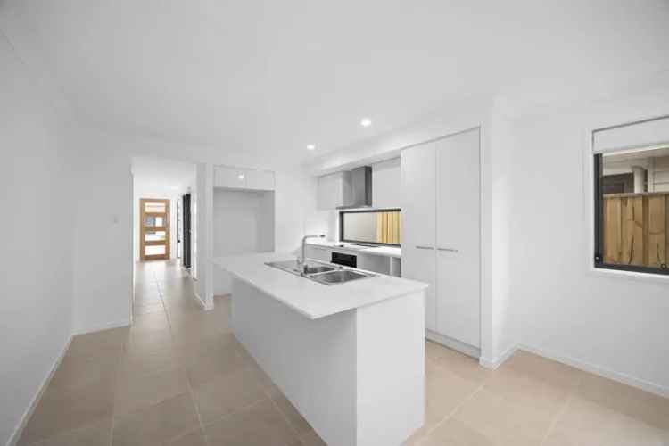 Brand New 3-Bed Home - Modern Living & Outdoor Courtyard