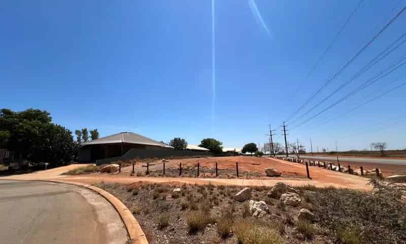 Buy Prime Residential Land in South Hedland with 629 m2 and Park Access
