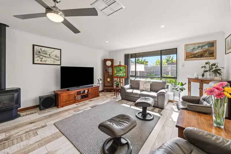 Uncompromised Living in the Heart of the Barossa