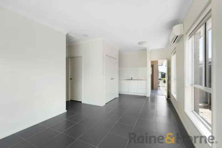 Villa For Rent in Sydney, New South Wales