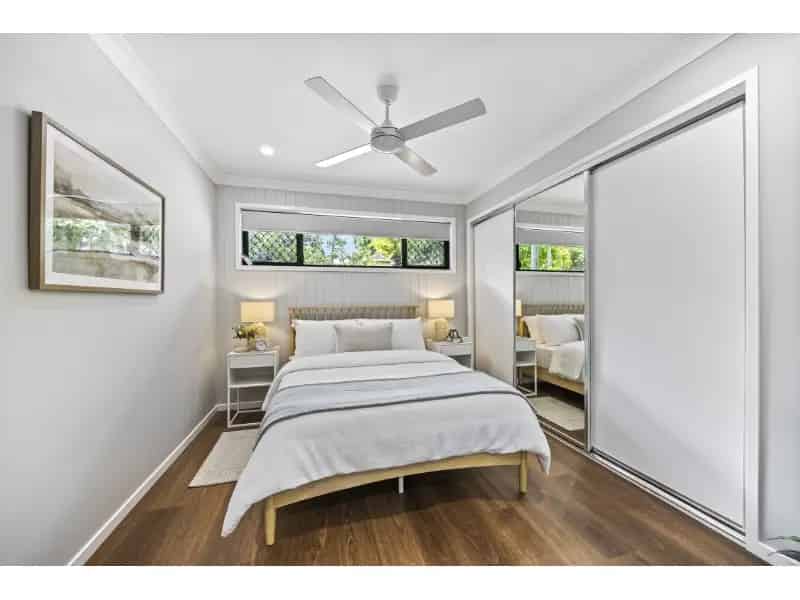 New Modern Furnished 1 Bedroom Unit In A Prime Location