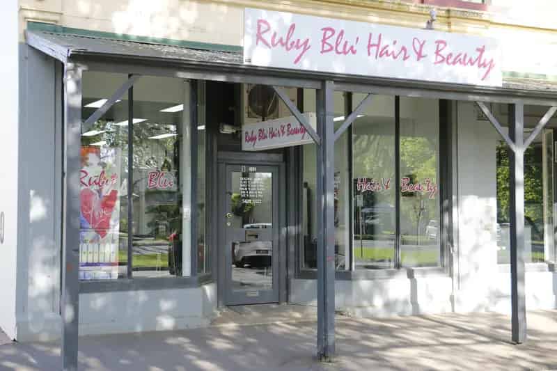 Hair and Beauty Salon - JM1501
