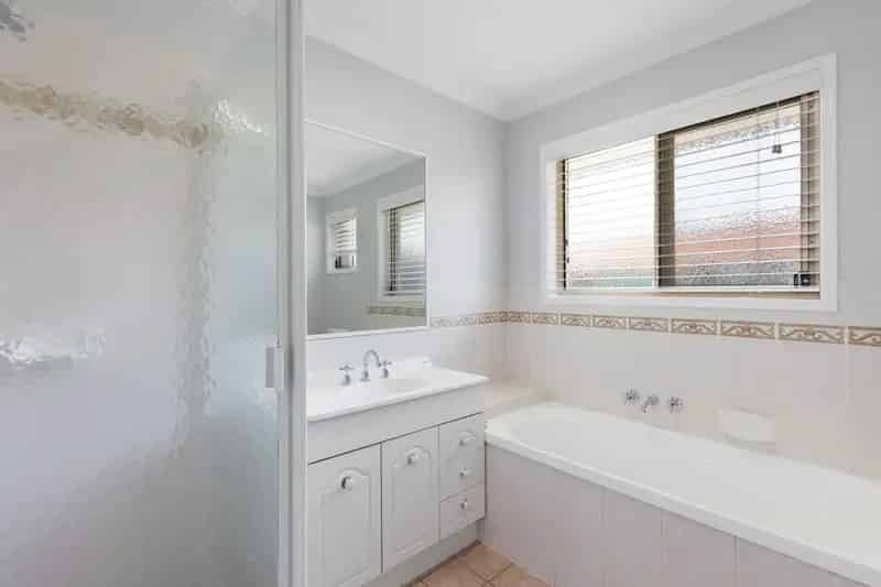 Real Estate For Lease - 52 Saint Stephens Drive - Upper Coomera , QLD