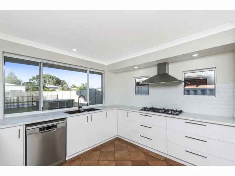 House For Sale in City of Mandurah, Western Australia