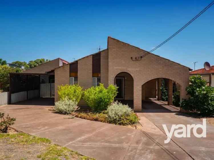 House For Sale in City of Cockburn, Western Australia