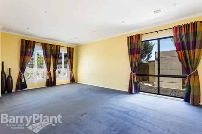 House For Rent , 8, Ronaldsay Place, Melbourne, Victoria