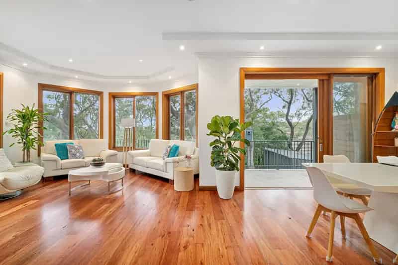 House For Sale , 4, The Knoll, Sydney, New South Wales