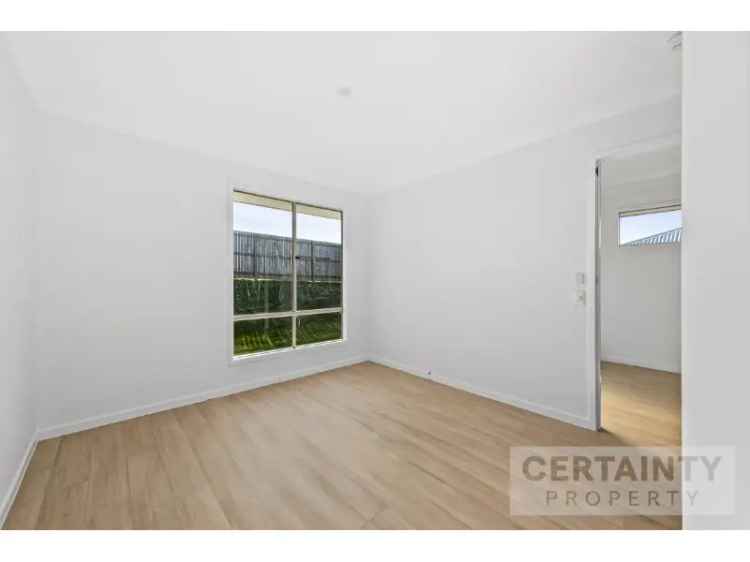 Modern 2-Bedroom Duplex in Kooringa Valley Estate