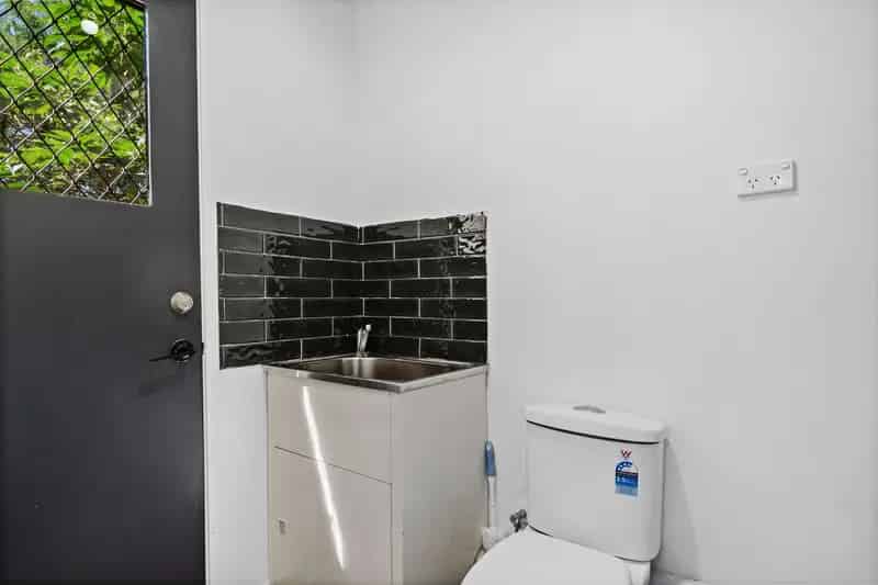 3 BEDROOM TOWNHOUSE IN A PRIME LOCATION !