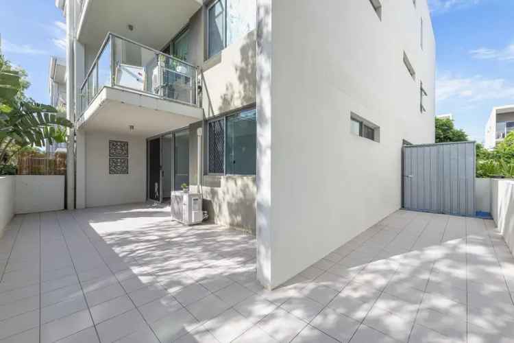 2 Bedroom Townhouse in Southport Gold Coast