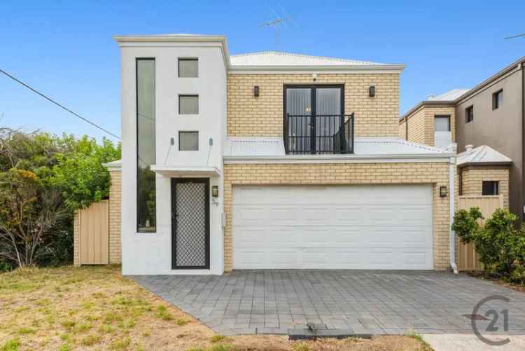 Mandurah Townhouse For Lease 3 Beds 2 Baths