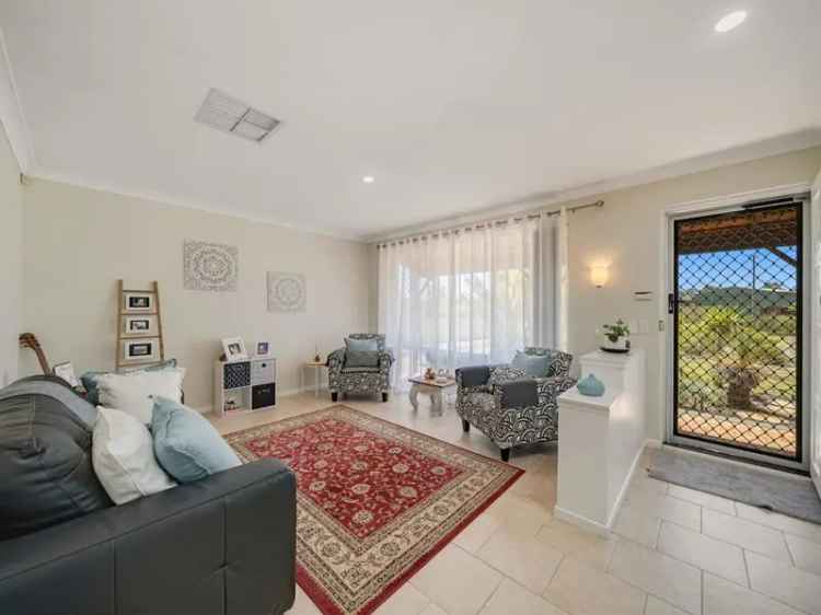 House For Sale in City of Gosnells, Western Australia