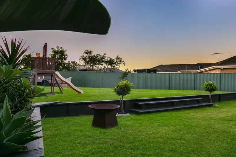 Buy 5 Bedroom Family Home with Parents Retreat in Deception Bay