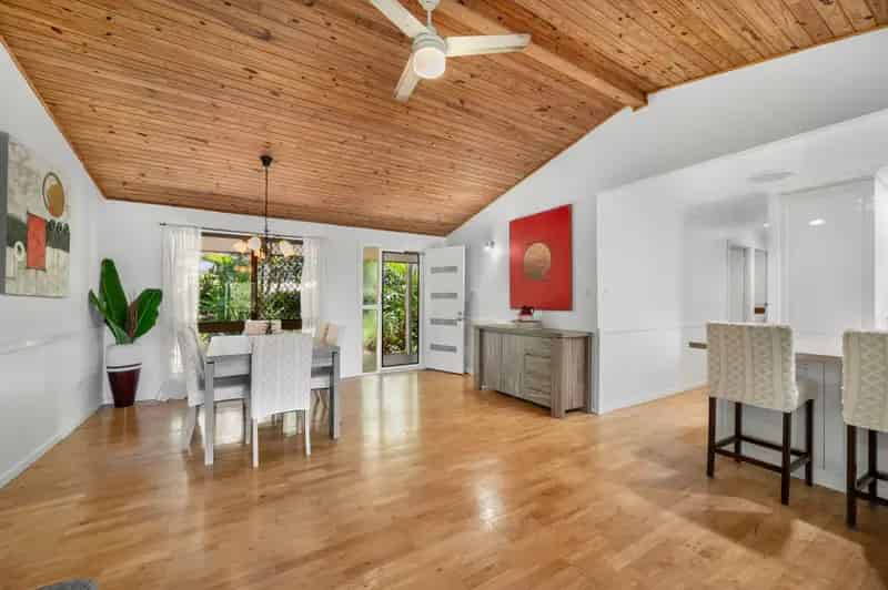 Buy House Buderim Retreat Featuring Acreage and Modern Comfort
