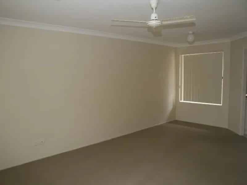 Real Estate For Lease - 40 Rookwood Avenue - Coopers Plains , QLD
