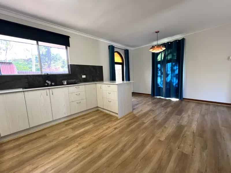 Charming 3 bedroom duplex in Lesmurdie.