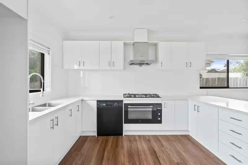 3 rooms house of 201 m² in Melbourne