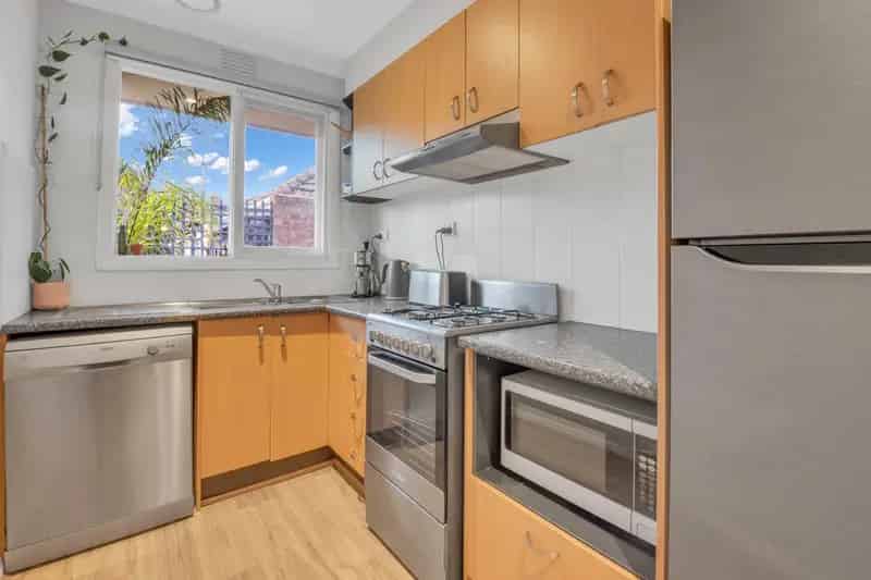 House For Rent , 241, Gilbert Road, Melbourne, Victoria