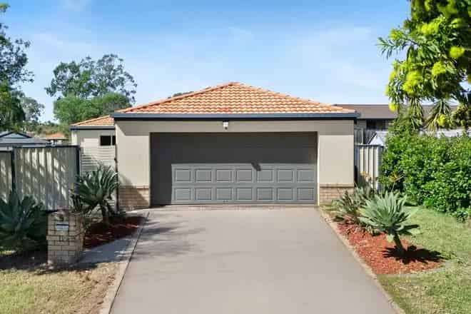 House For Sale , 9, Flinders Esplanade, City of Brisbane, Queensland