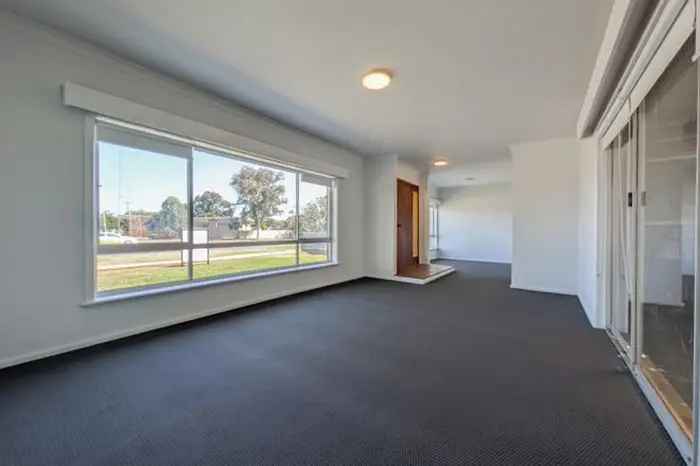 3-Bedroom Home in Kerang - Ideal for Families and Investors