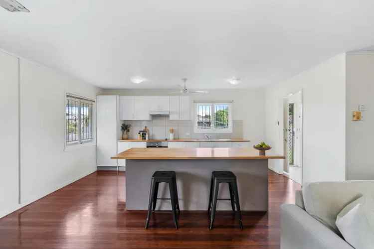 4 rooms house of 191 m² in Brisbane City