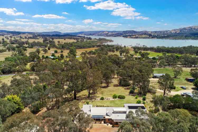 Modern Retro Living on Stunning Acreage Near Lake Eildon