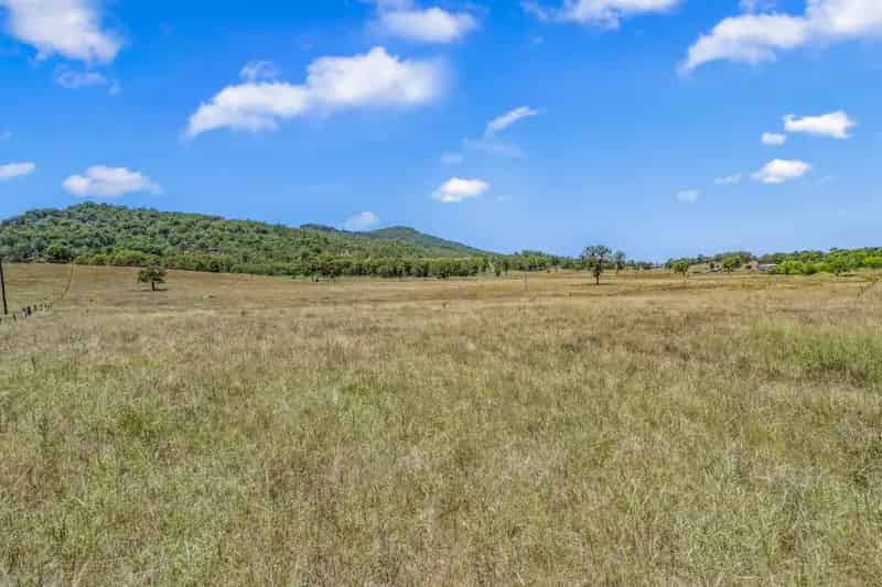 Rural property For Sale , 2, Marvel Entrance, City of Swan, Western Australia