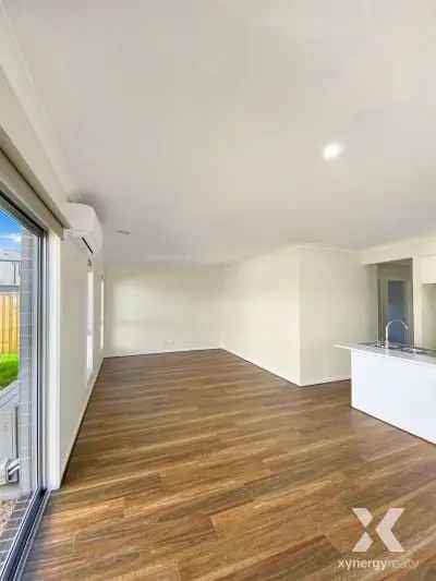 4 Bedroom House 196m² Melbourne - Ensuite, Rumpus, Double Garage