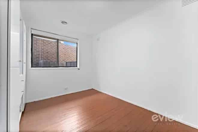 House For Rent , 19, Somerset Close, Melbourne, Victoria