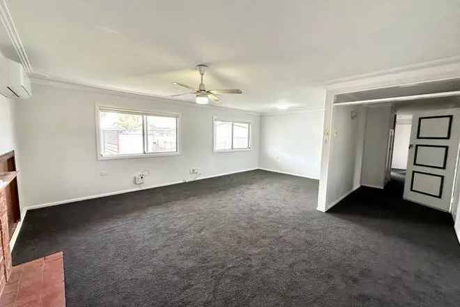 House For Rent in 8, Claude Street, Armidale, New South Wales