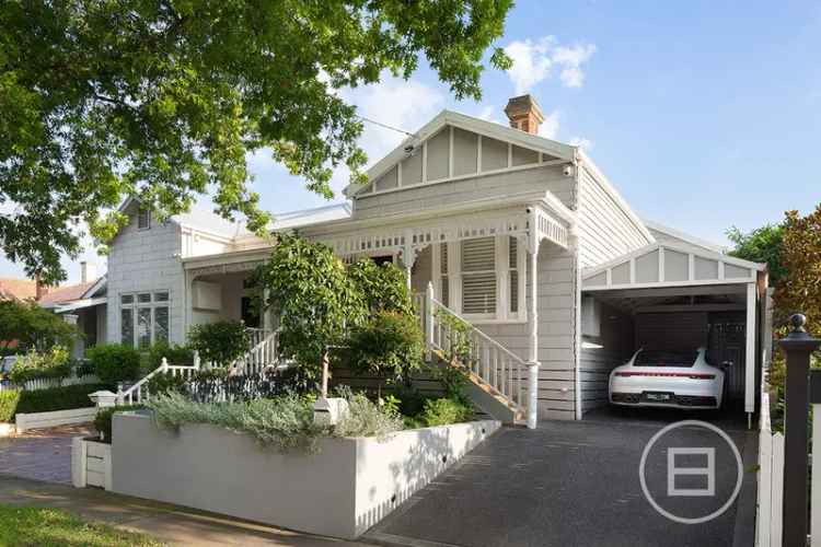 House For Sale in Melbourne, Victoria