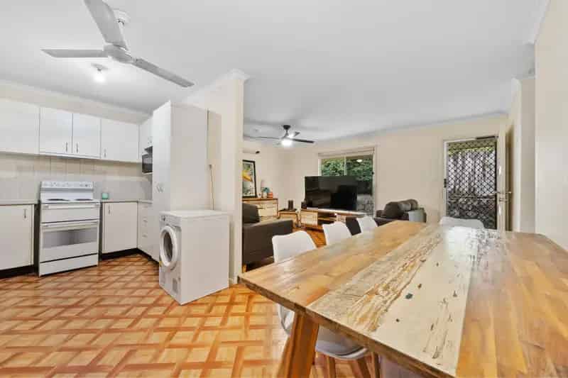 Real Estate For Sale - 61 Rogers Avenue - Beenleigh , QLD