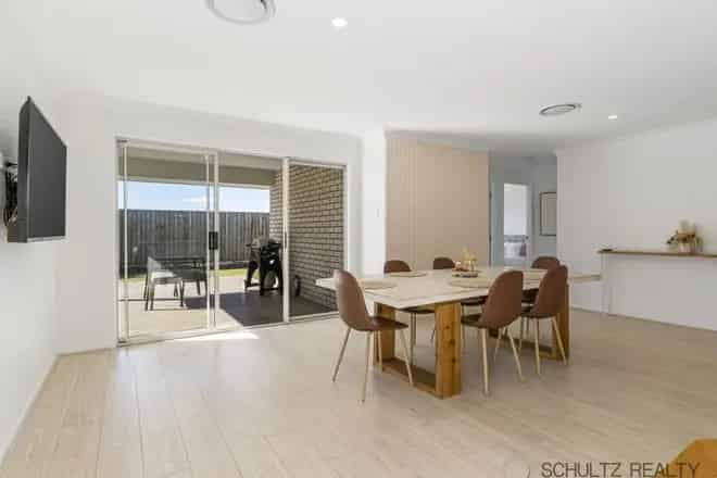 House For Sale , 35, First Street, Greater Brisbane, Queensland