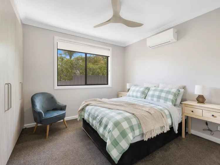 Luxury Furnished 2 Bed, 2 Bath West Albury Apartment