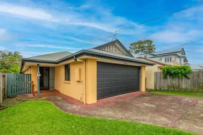 House For Sale , 222, St Vincents Road, City of Brisbane, Queensland