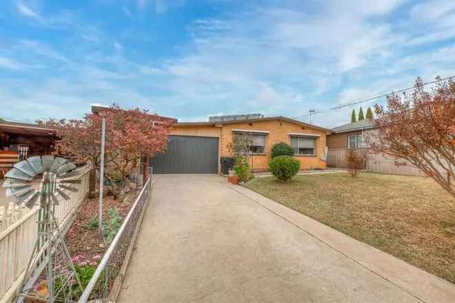 House For Sale in 6, Lennox Street, Myrtleford, Victoria