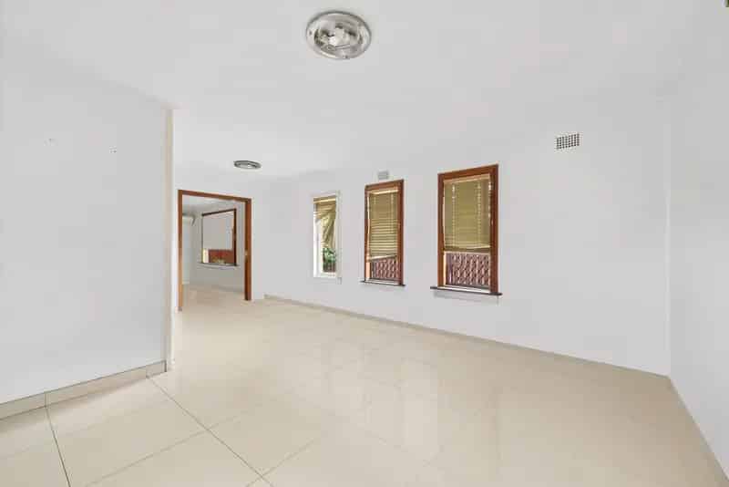 Ideal Family Brick Home with Expansive 600.7m² Block - D.A APPROVED & CC PAID FOR DUPLEXES!