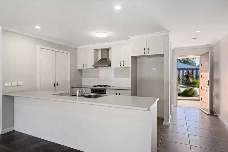 Central Thurgoona Hidden Gem! A MUST SEE!!