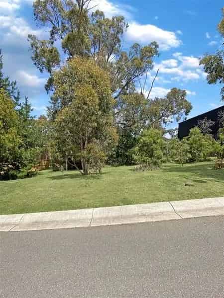 Buy Land in Creswick with Resort Features and Natural Trails