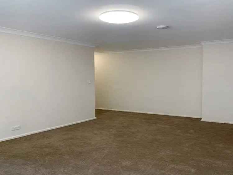 Lease Apartment in Hillsdale with Modern Features and Amenities