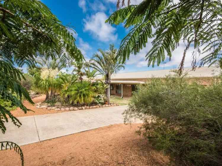 House For Sale in Geraldton, Western Australia