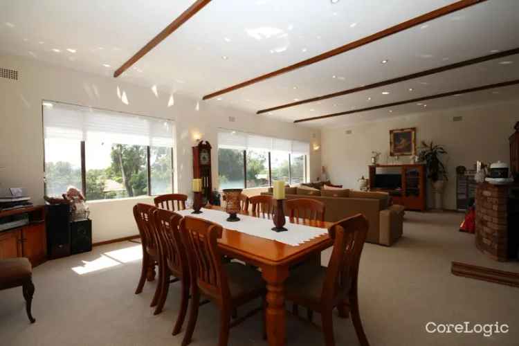 Lease Family Home with Outdoor Entertaining in Carss Park