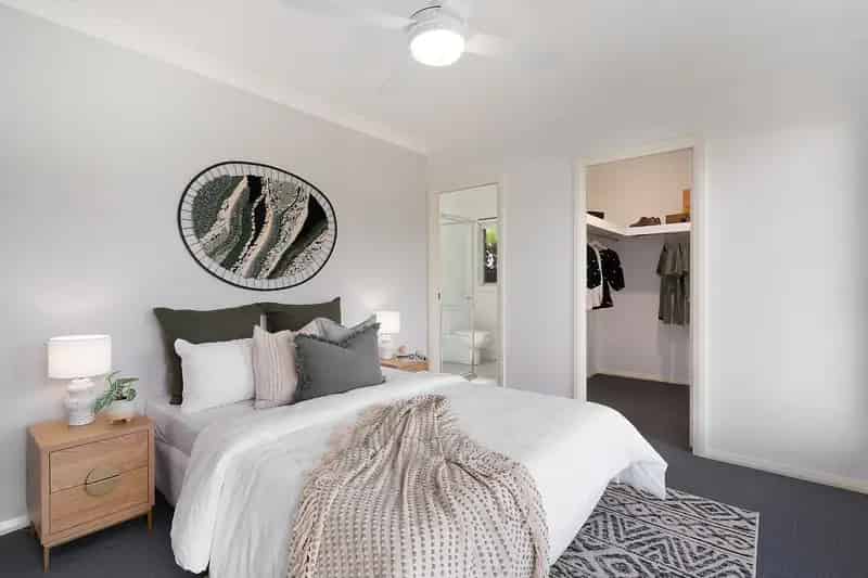 Real Estate For Sale - 1 Dunsyre Avenue - Cameron Park , NSW